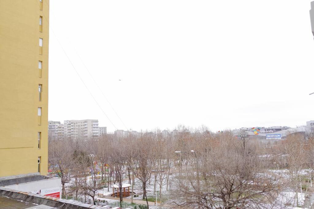 Elegant Vibes Apartment Next To Obor Market Bucharest Luaran gambar