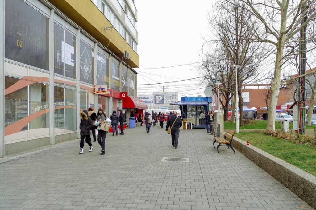 Elegant Vibes Apartment Next To Obor Market Bucharest Luaran gambar